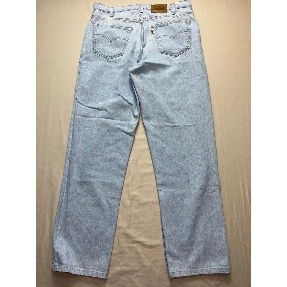Levis 540 Relaxed Fit Jeans Mens 38x34 Light Wash Blue Denim Made in USA Vintage